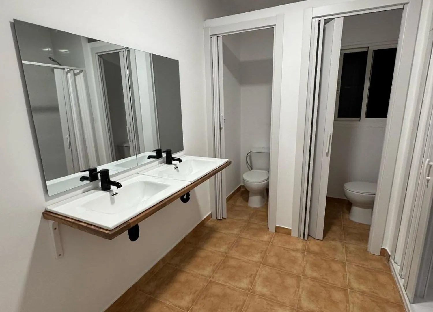 Homestay Apartamento De Habitaciones Privadas En El Centro De Malaga